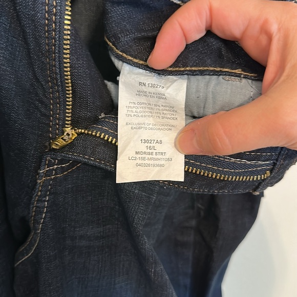 NWT Rider by Lee Mid-Rise Dark Wash Straight Leg Stretch Jeans -size 16 Long - Picture 8 of 10